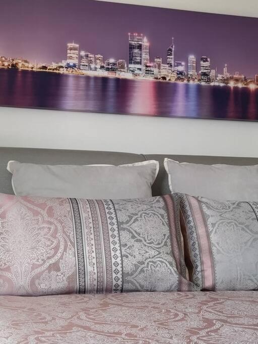 Simply Delightful Unit Close To Cbd And Beach Perth Eksteriør billede