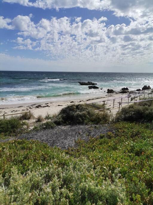 Simply Delightful Unit Close To Cbd And Beach Perth Eksteriør billede
